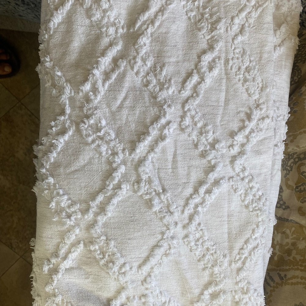 Rachel Ashwell-Cotton Queen Chenille Accent White - Picture 2 of 3